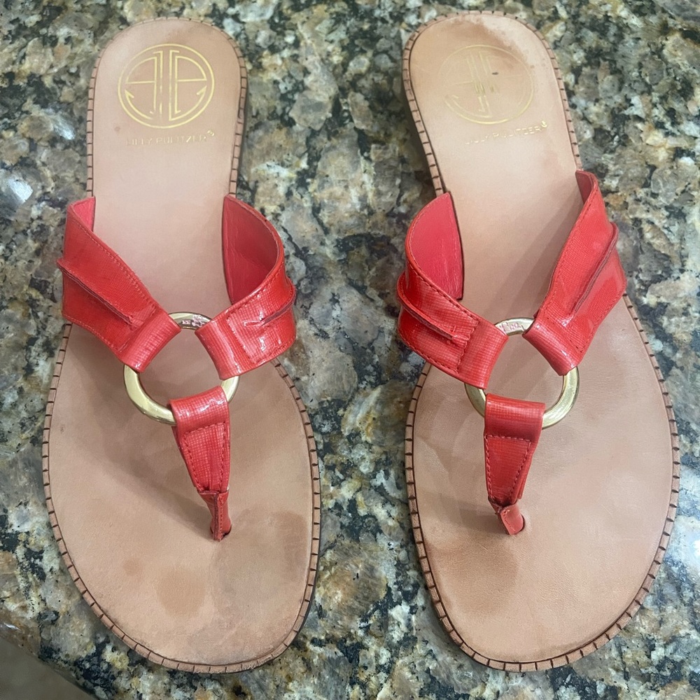 Good condition lilly pulitzer mckim style sandal size 7 1/2